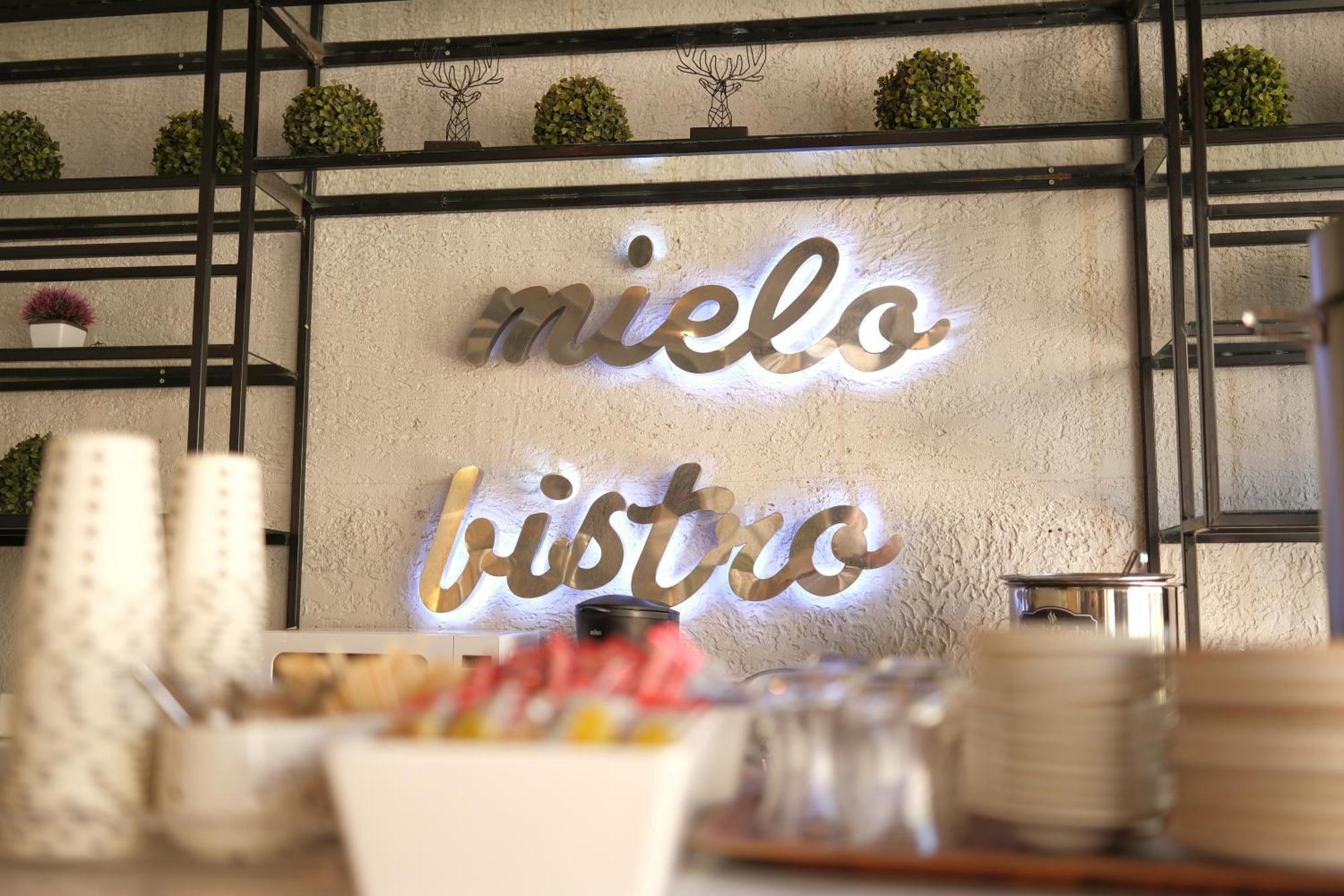 Mielo Lara Hotel Antalya Exteriér fotografie
